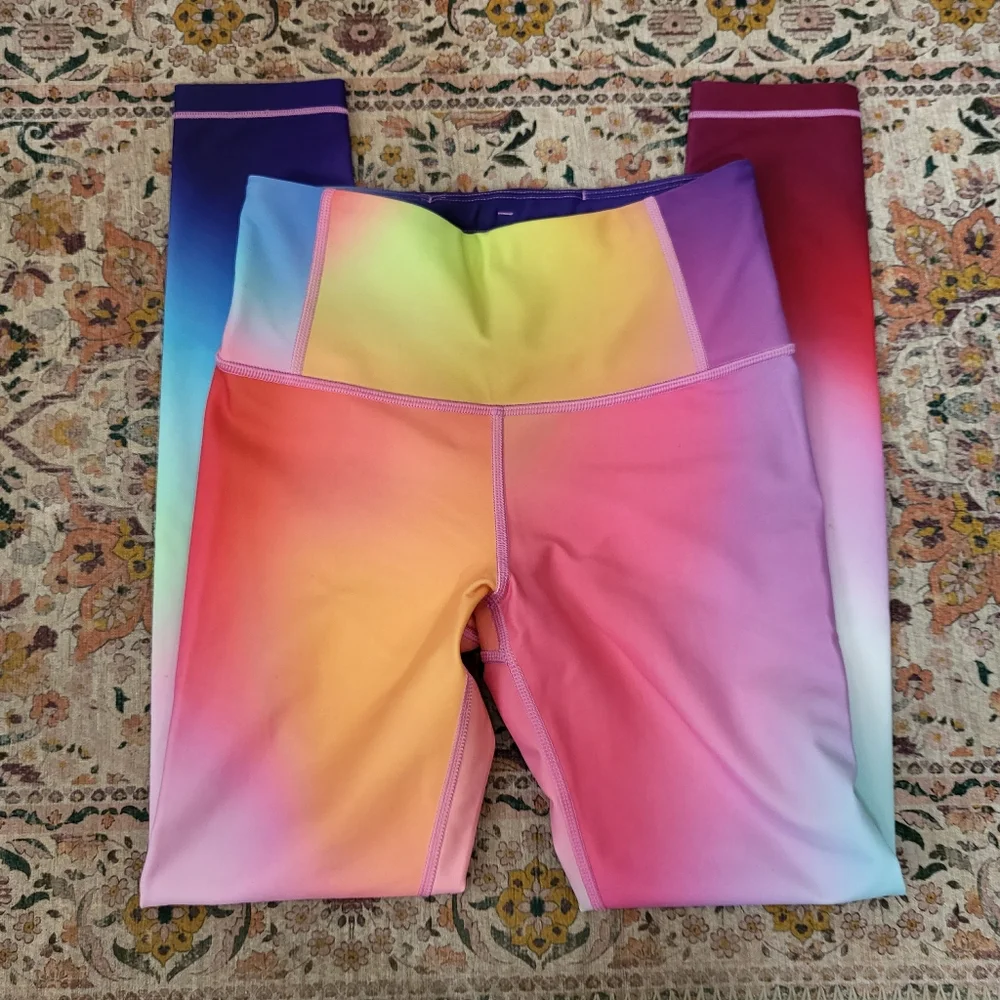 NWOT ATHLETA Size XXS Love Proudly 7/8 Leggings Rainbow Ombre Yoga Pilates